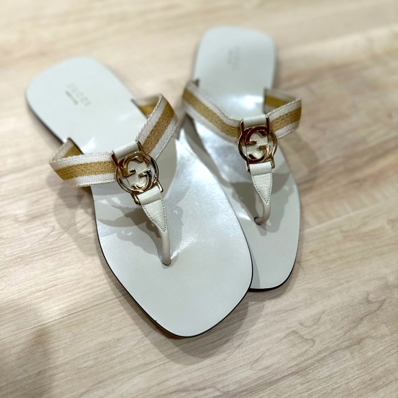 Brand New never worn Gucci sandals - Picture 1 of 3